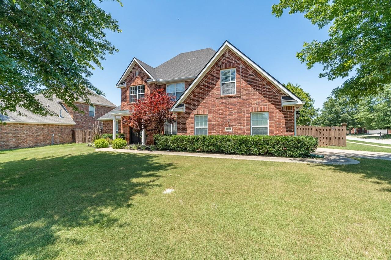 4110 W Mossy Rock Dr - Photo 2 of 31