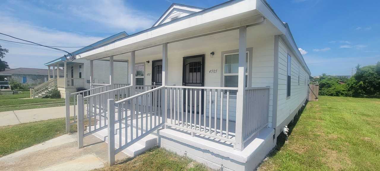 4505 - 07 Dale St - Photo 2 of 11