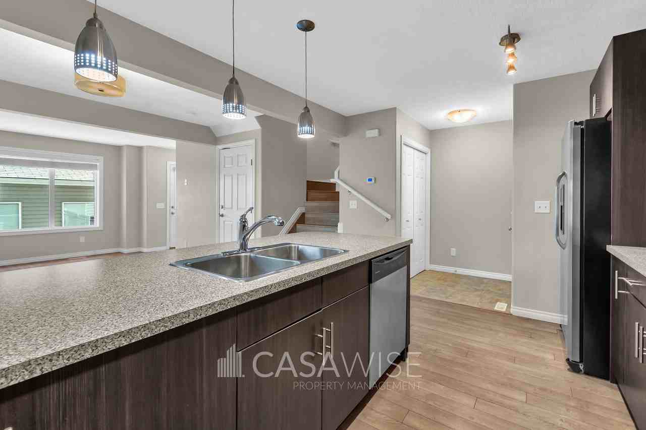 11309 79 Ave Nw #MAIN - Photo 3 of 20