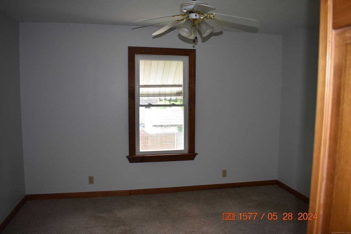 39 Highland Ave - Photo 2 of 8