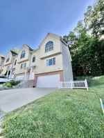 featured image of 229 Palisades Dr #1