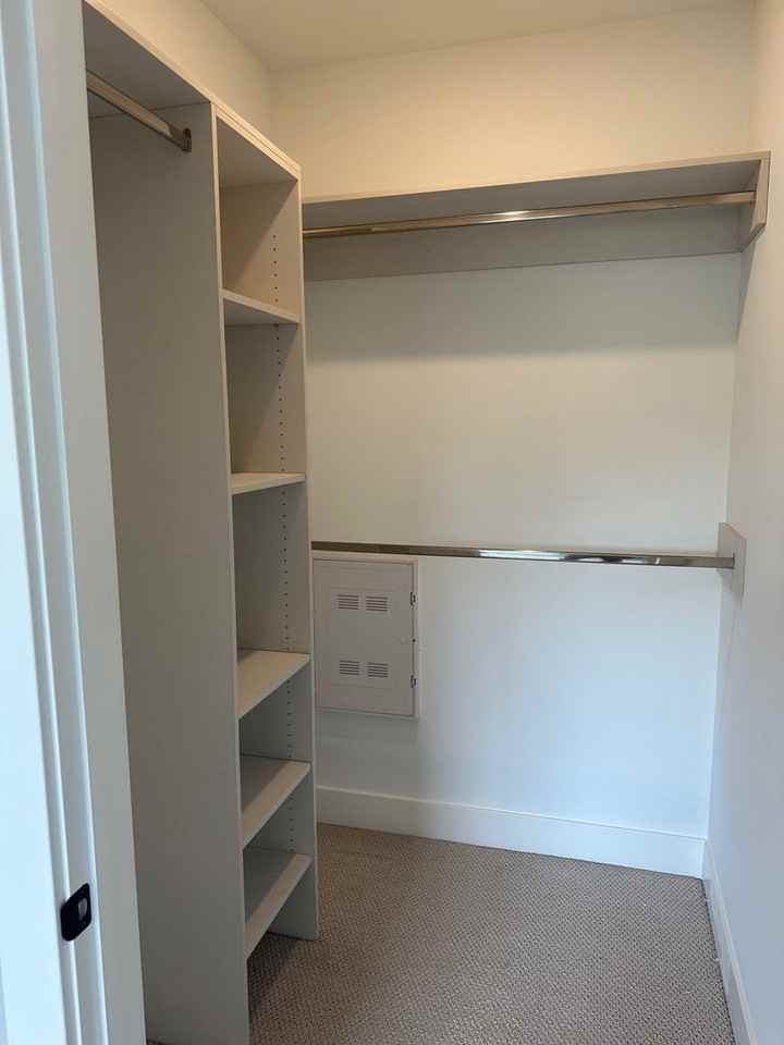 The Jordan - Photo 6 of 37