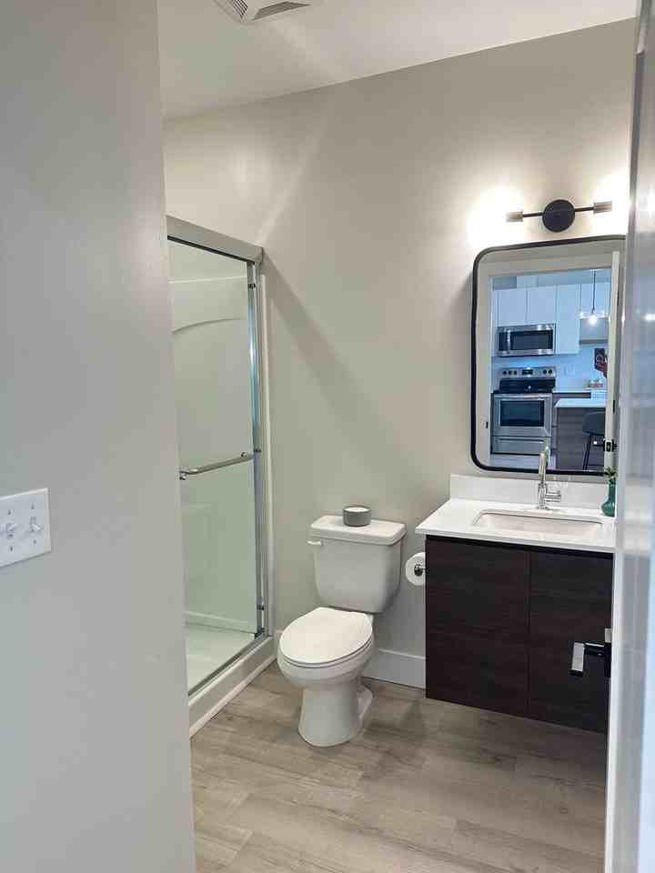 The Jordan - Photo 5 of 37