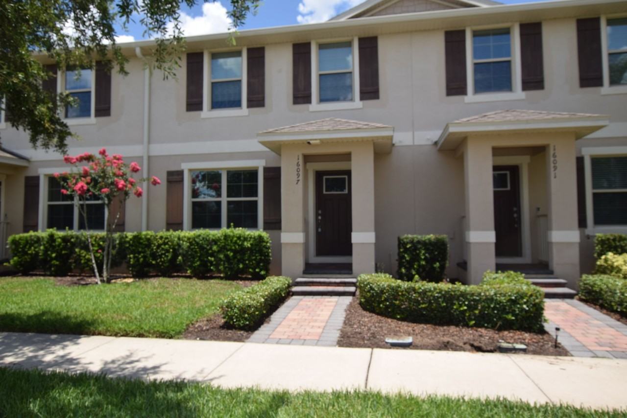 16097 Pebble Bluff Loop - Photo 3 of 32
