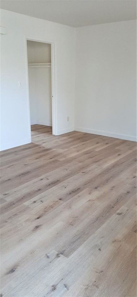 501 S. FAIRMONT AVENUE - Photo 3 of 9
