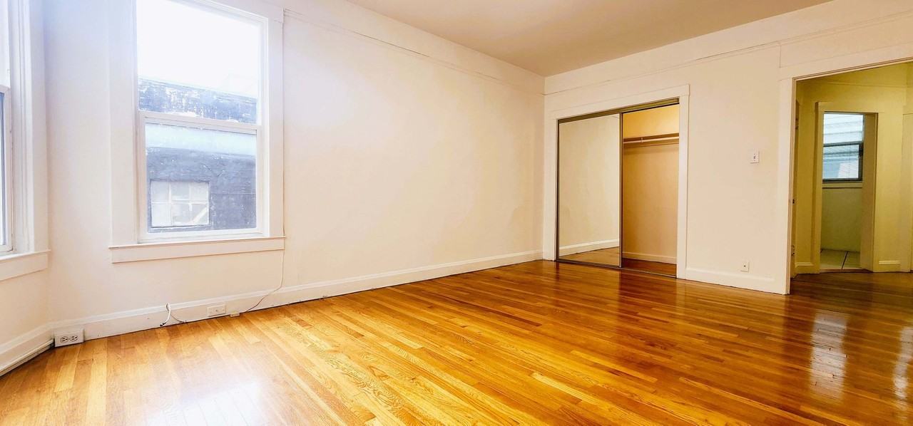 3232 21st - Photo 2 of 8