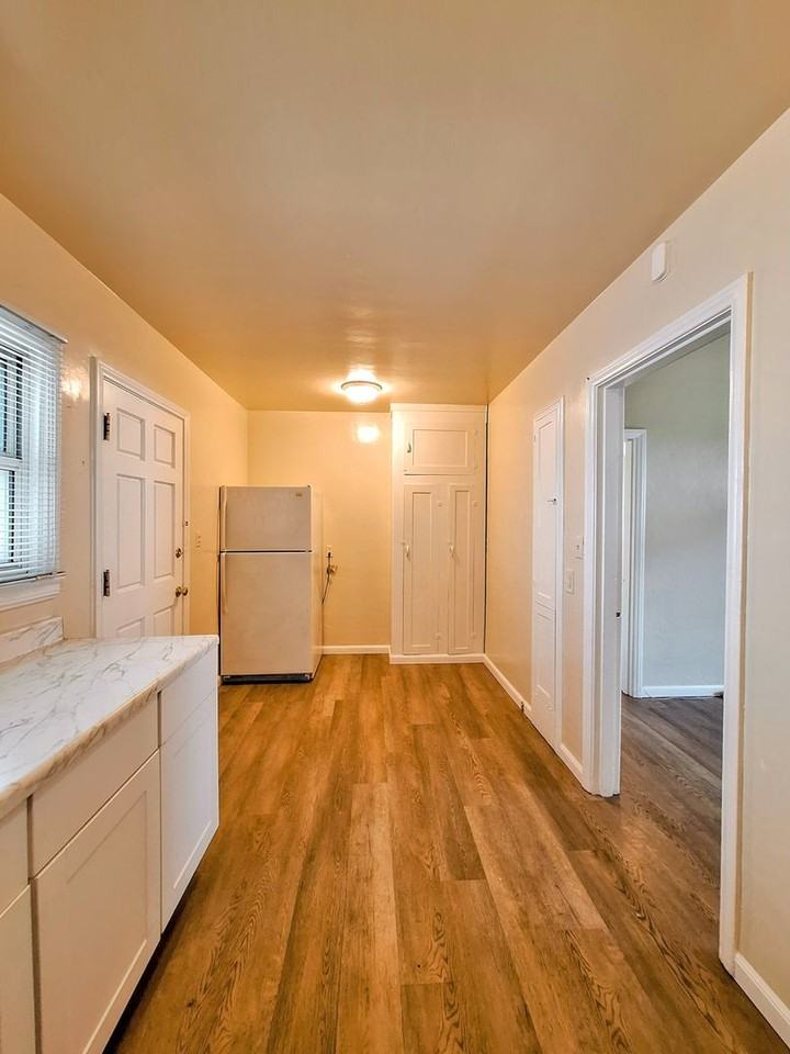 73 W Reed St - Photo 2 of 26