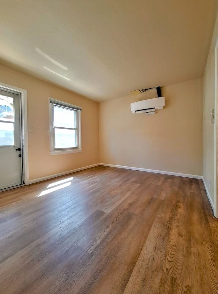 73 W Reed St - Photo 3 of 26
