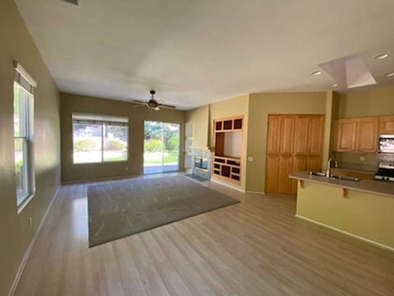 33076 Tivoli St - Photo 4 of 18