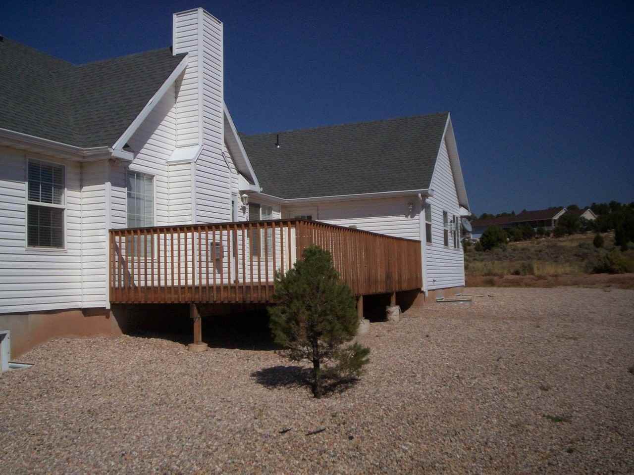 917 S Laurie Ln - Photo 4 of 16
