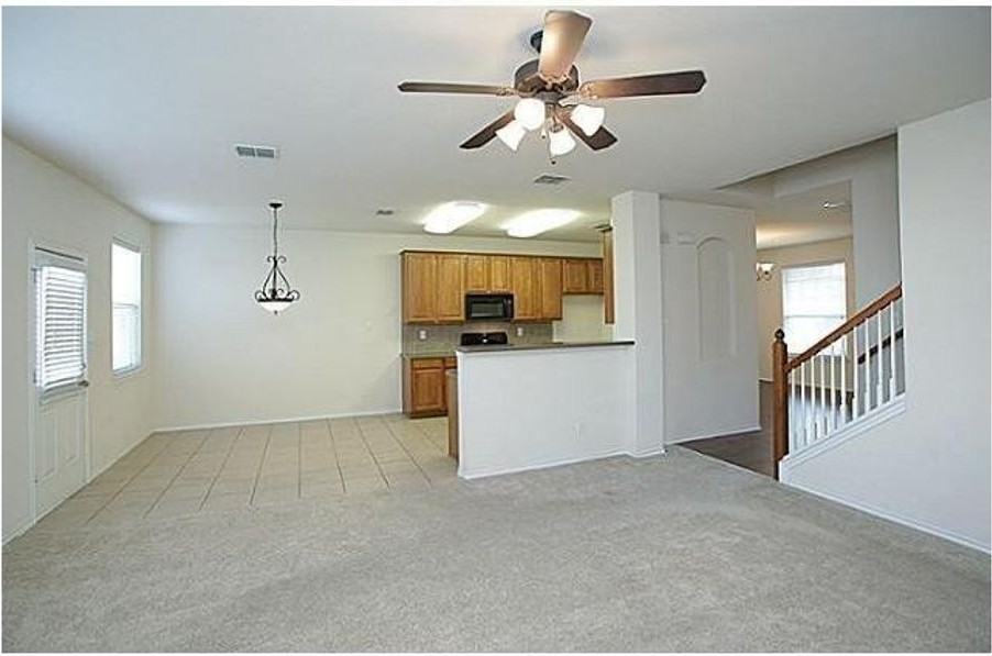 1407 Hazelwood Dr - Photo 3 of 23