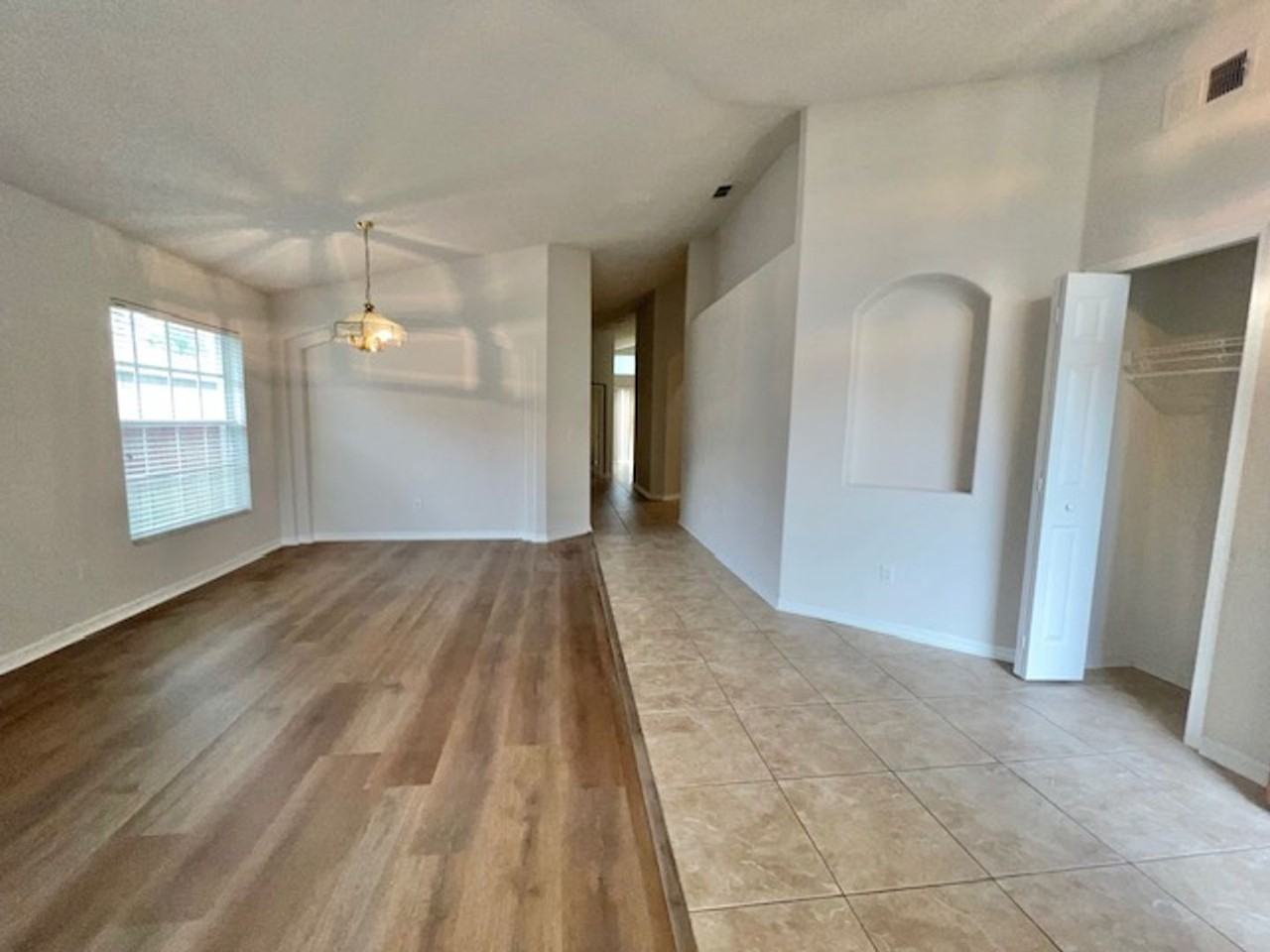 4119 Coralbrooke Grv - Photo 4 of 50