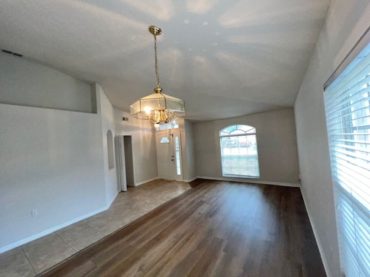 4119 Coralbrooke Grv - Photo 6 of 50