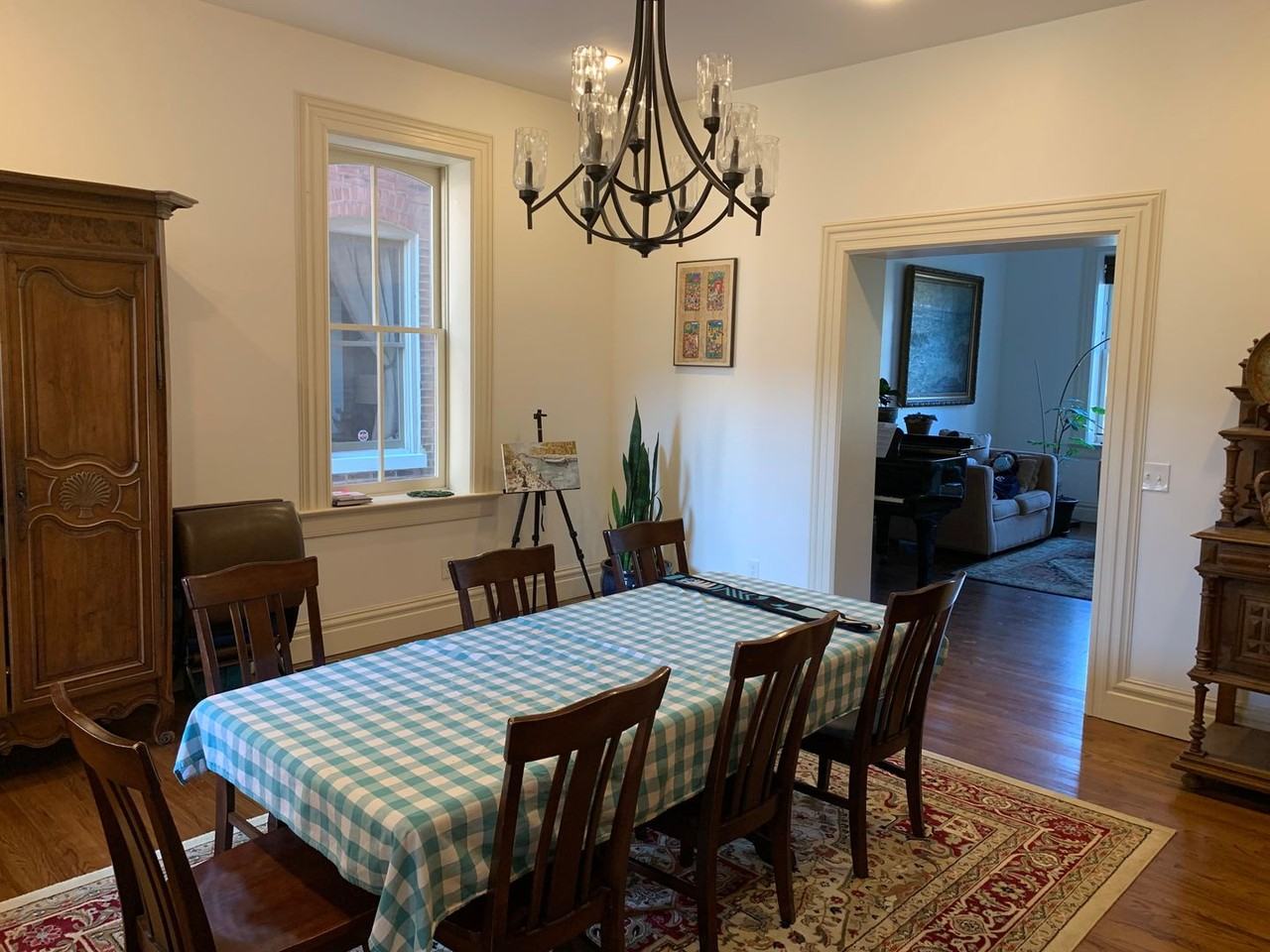 3325 Indiana Ave - Photo 5 of 33