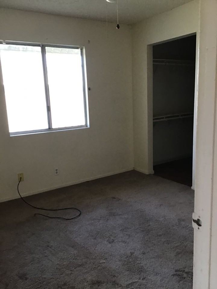 1060 Jackson Street - Photo 7 of 10