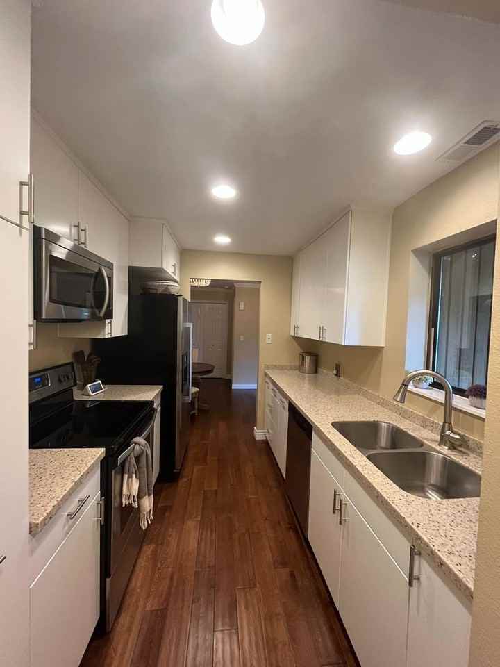 635 W Jefferson Pl #3 - Photo 7 of 12