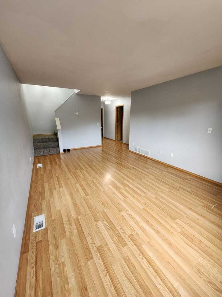 12002 Copper Mountain Dr - Photo 3 of 26