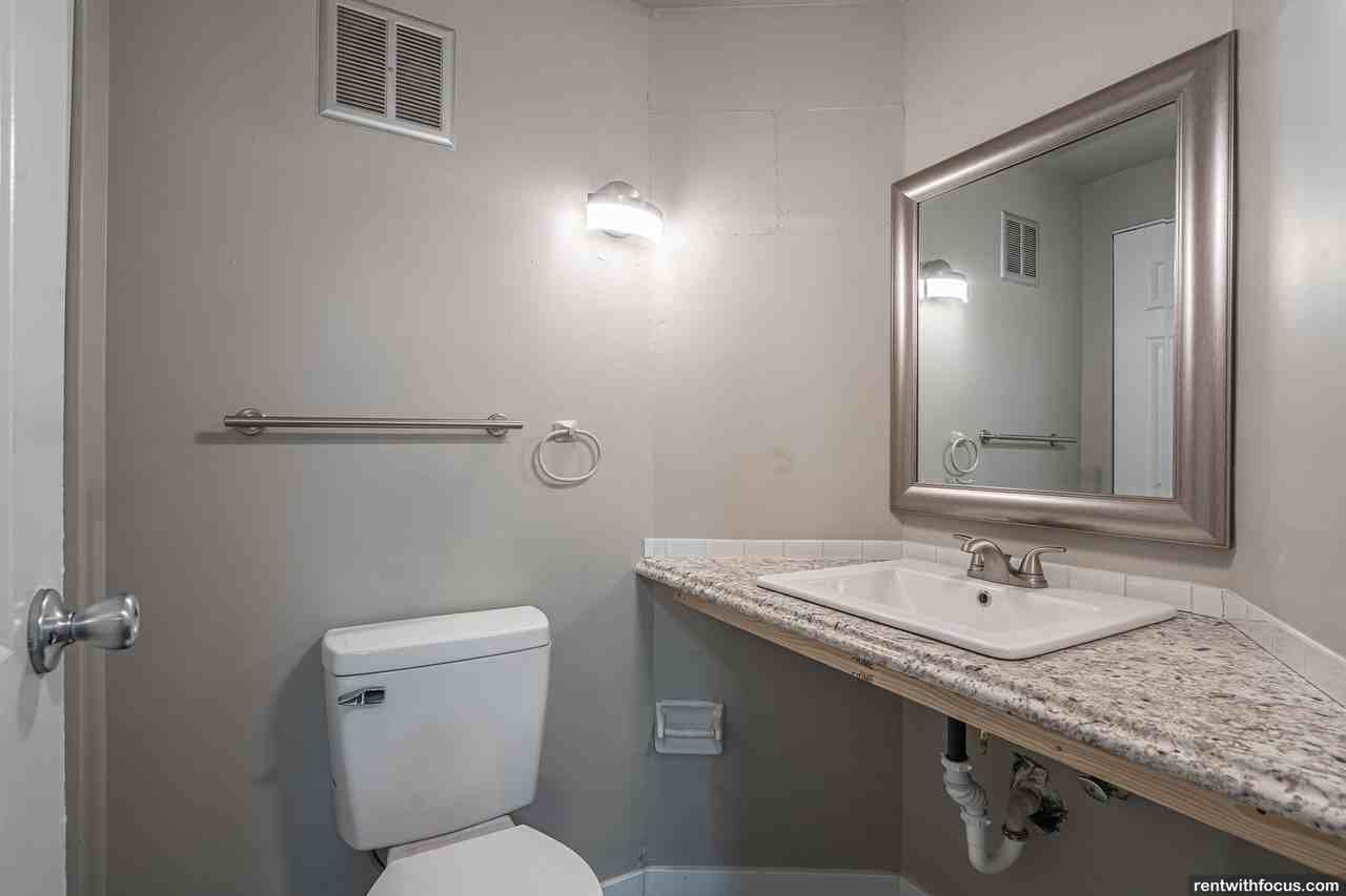Apple Ridge Apartments - Photo 4 of 50