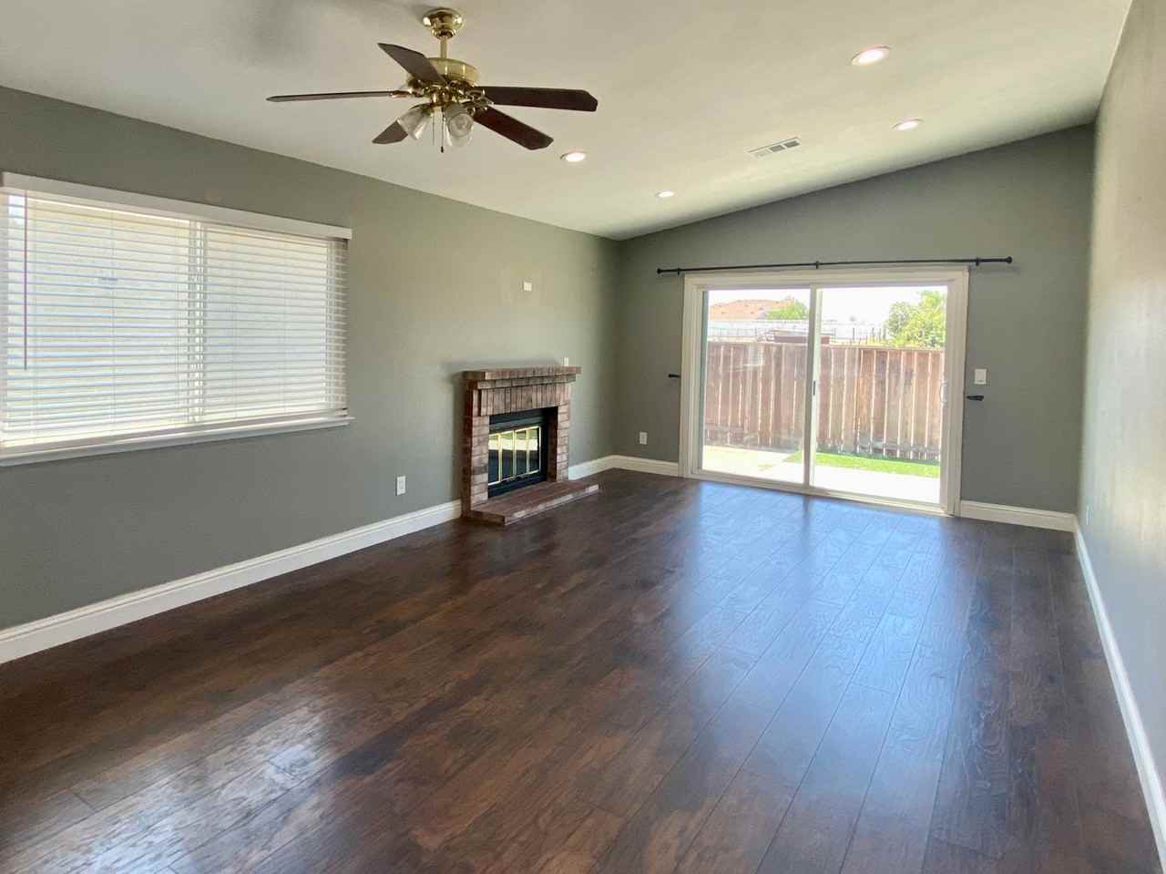 205 Almondtree Ln - Photo 2 of 10
