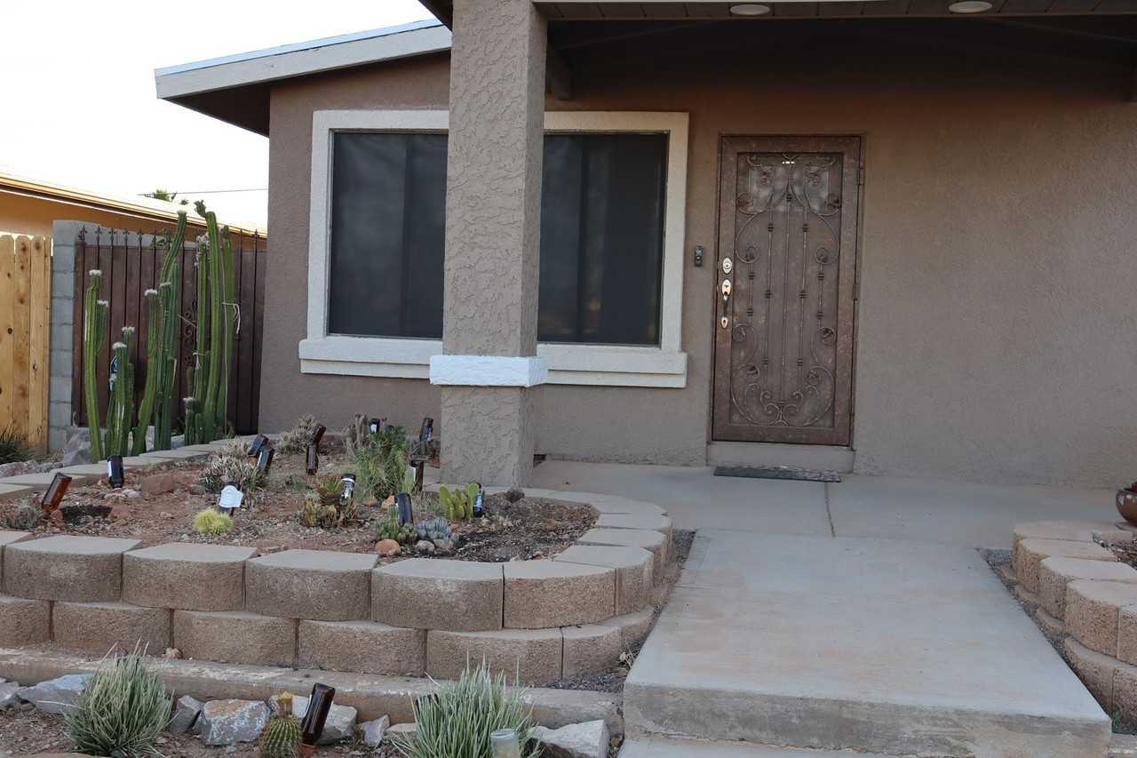 336 Colombo Ave - Photo 3 of 22
