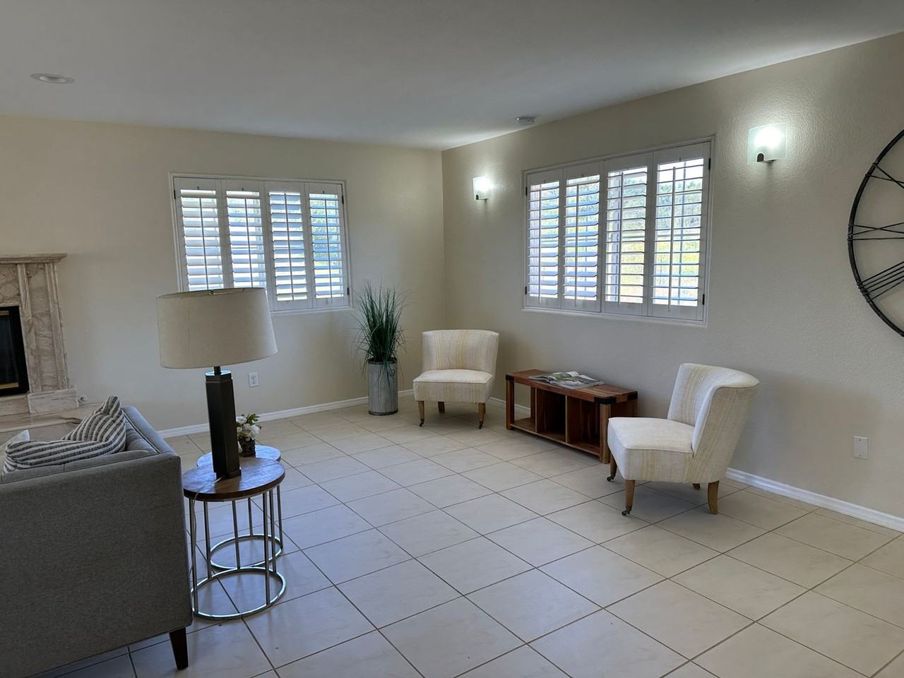 2340 Mount Elena Way - Photo 7 of 28