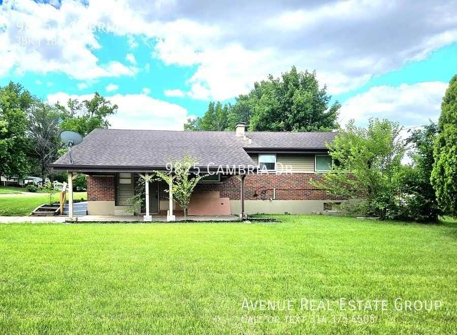 9825 Cambria Dr - Photo 3 of 17