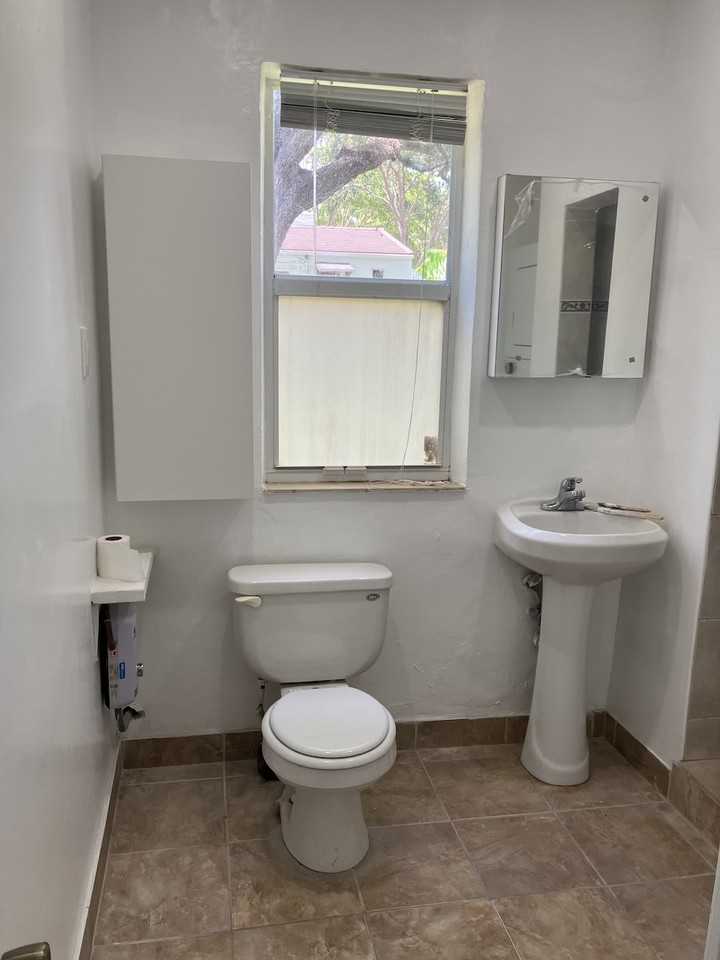 136 Ne 89th St #NA - Photo 3 of 15