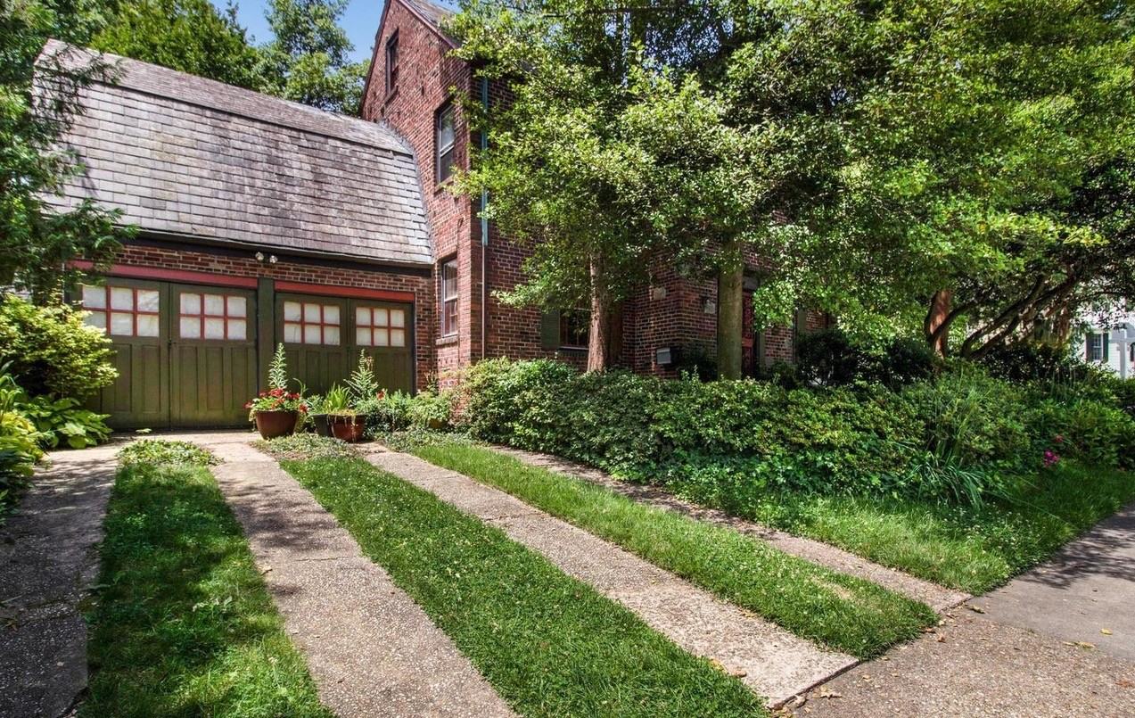 5540 30th St Nw #NA - Photo 2 of 27