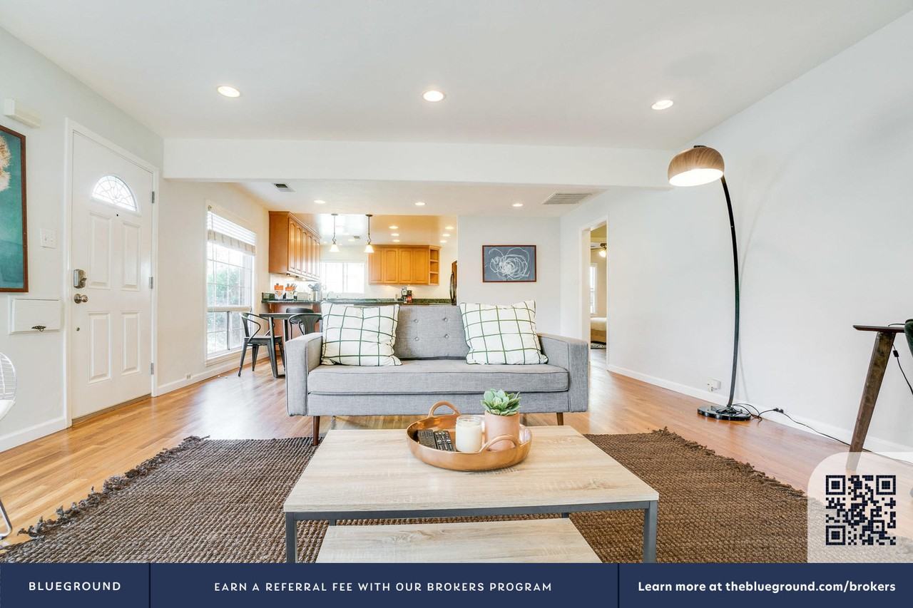 1126 Roy Ave #1584 - Photo 4 of 30