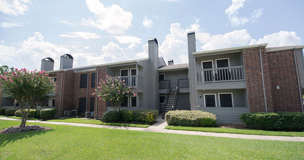 Porterwood Apartments - Photo 7 of 50