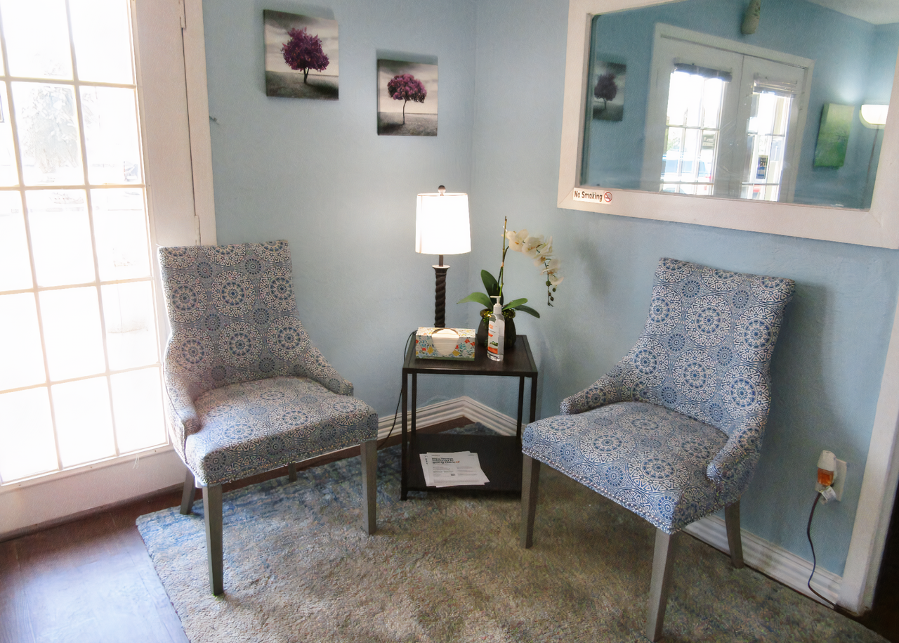 Casa De Loma - Photo 5 of 15