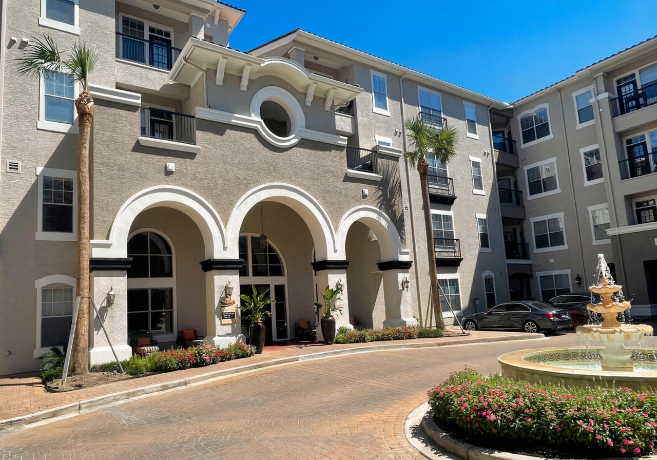 Heights On Katy - Photo 5 of 27