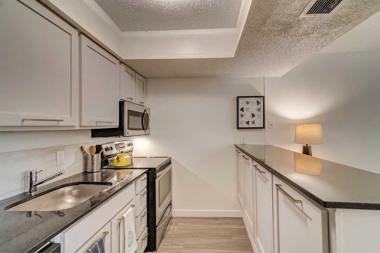 Cascade Apartments - Photo 3 of 50