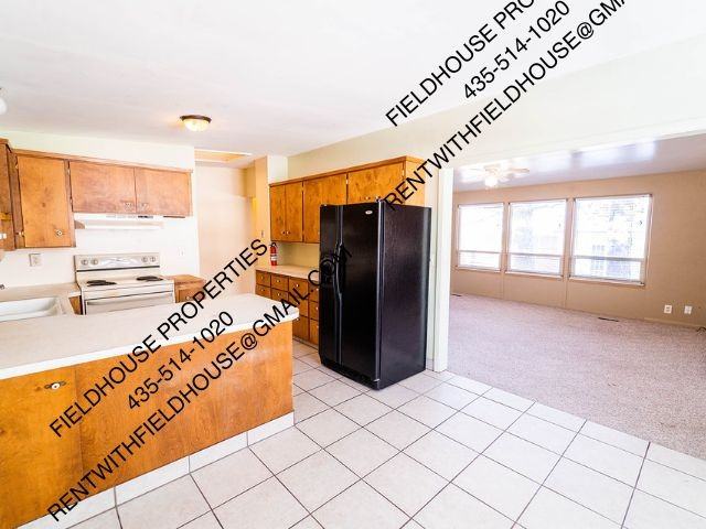 1077 Rose St #1077 - Photo 6 of 33