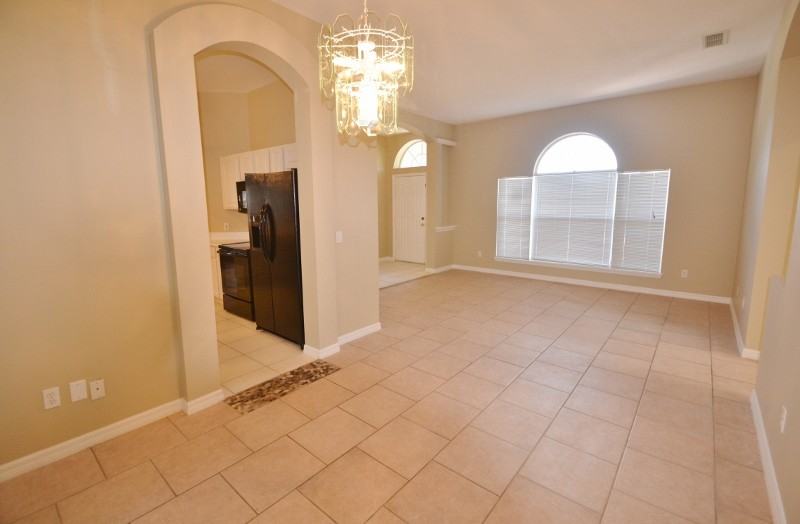 653 Copper Beech Blvd - Photo 3 of 15