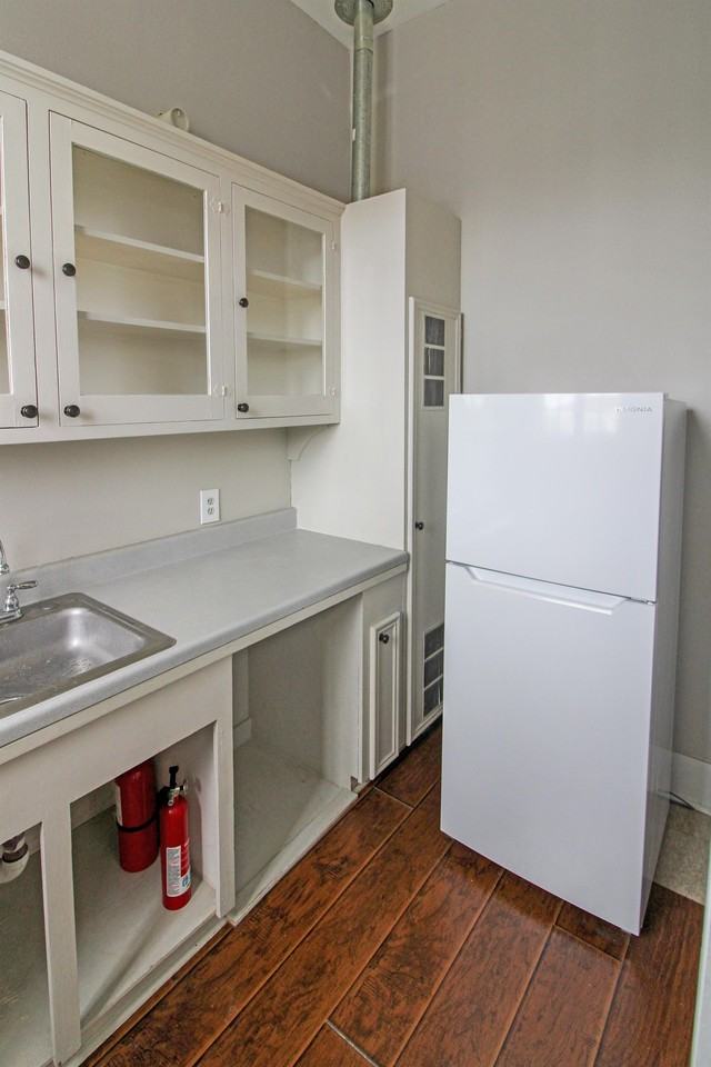 1902 Church St #7 - Photo 5 of 27