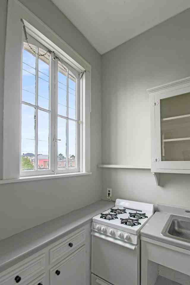 1902 Church St #7 - Photo 6 of 27