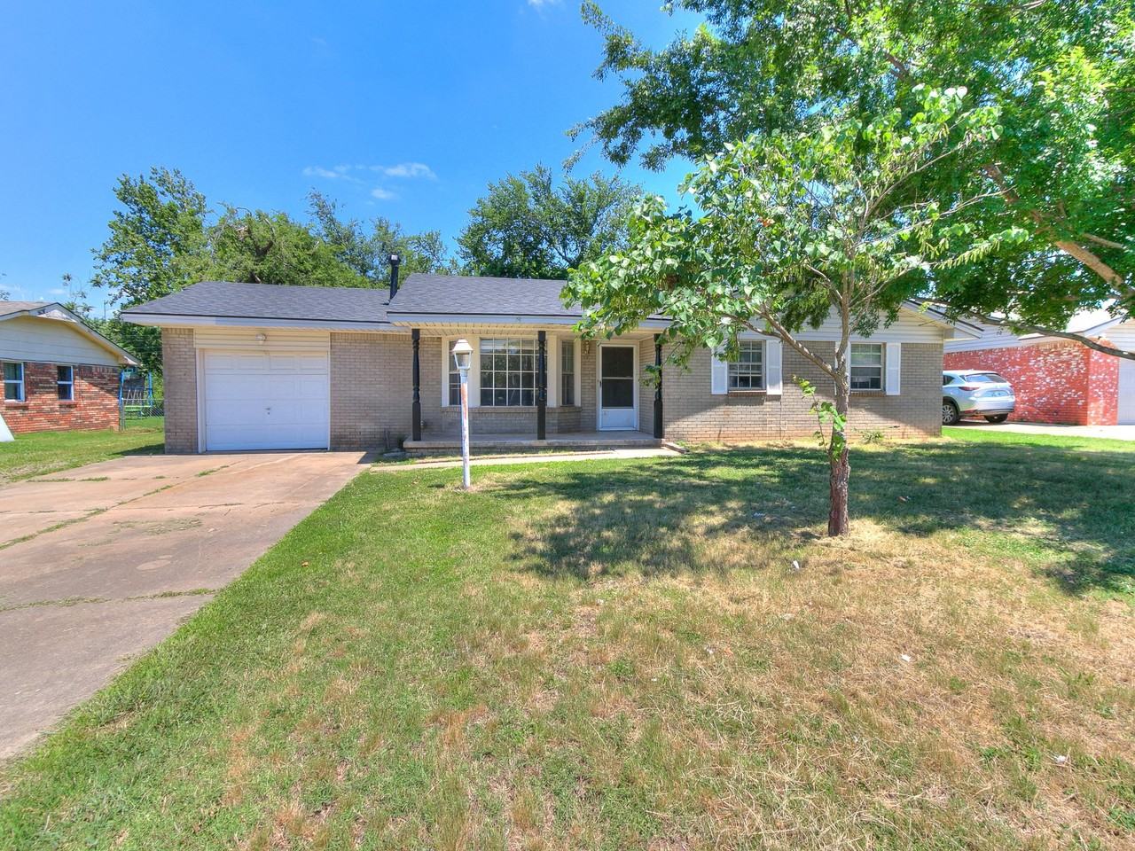 4405 N Chapman Ave #1 - Photo 2 of 15