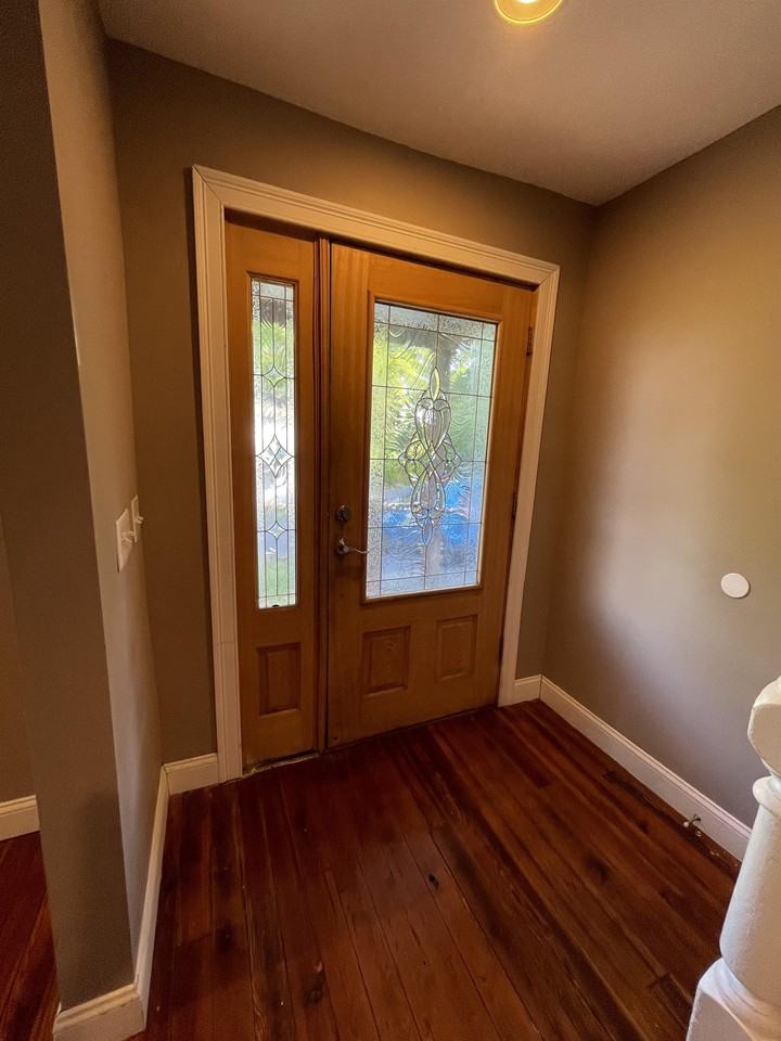 1203 W Johnson St #1 - Photo 3 of 46