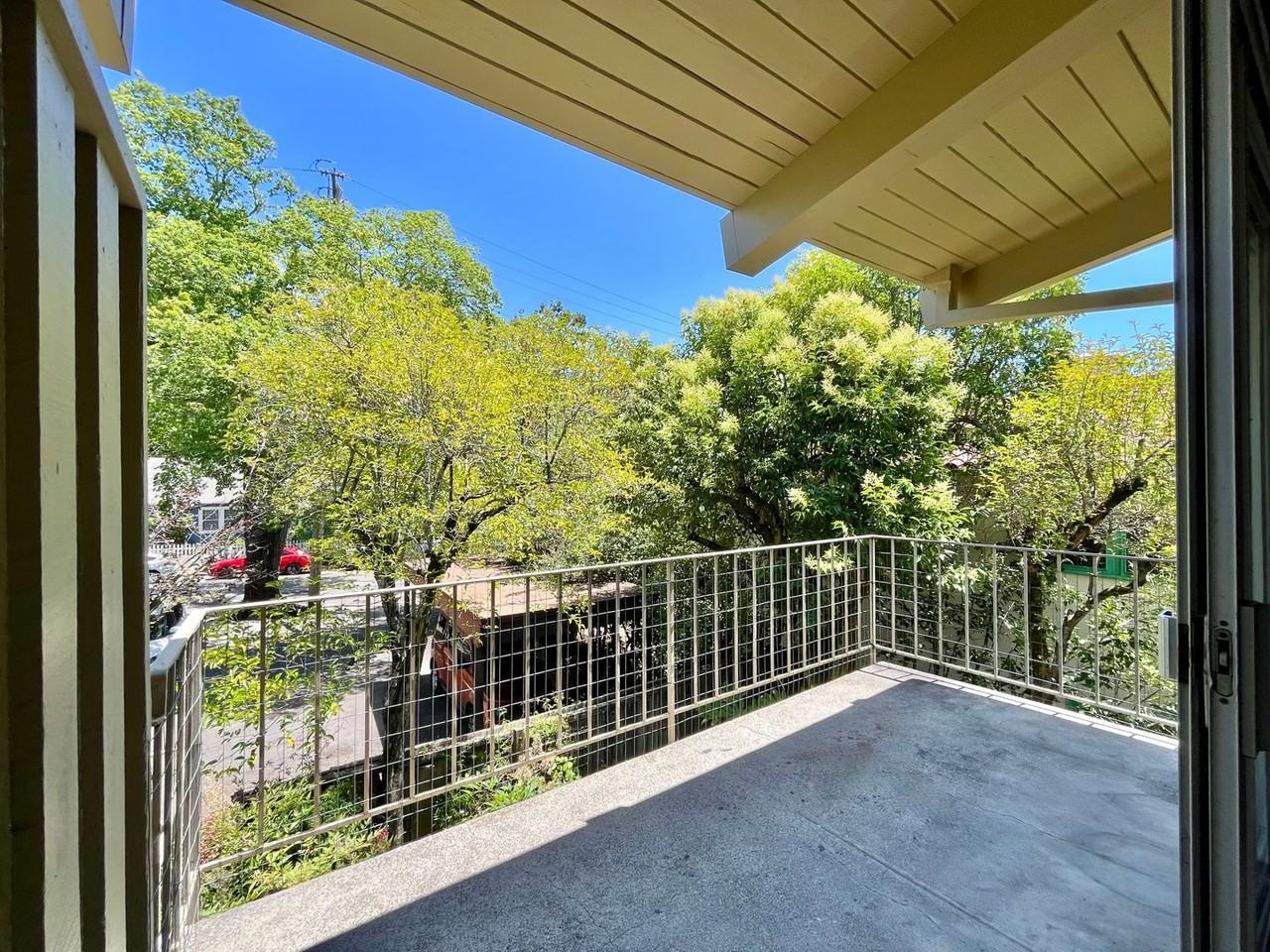 407 Mission Ave #4 - Photo 5 of 16