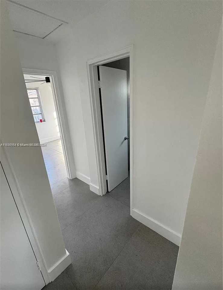 110 Nw 120th Ter #0 - Photo 5 of 9