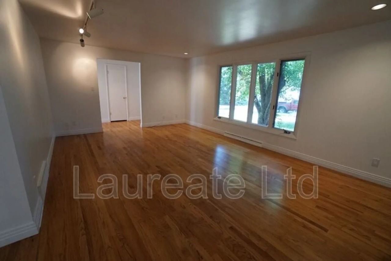 9 Cherry Vale Dr - Photo 2 of 22