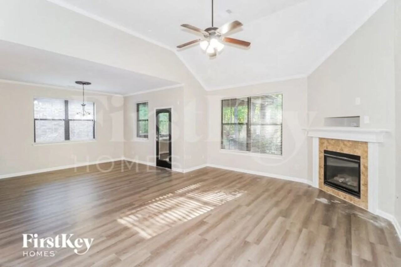 6173 Lubiani Valley Dr - Photo 3 of 15