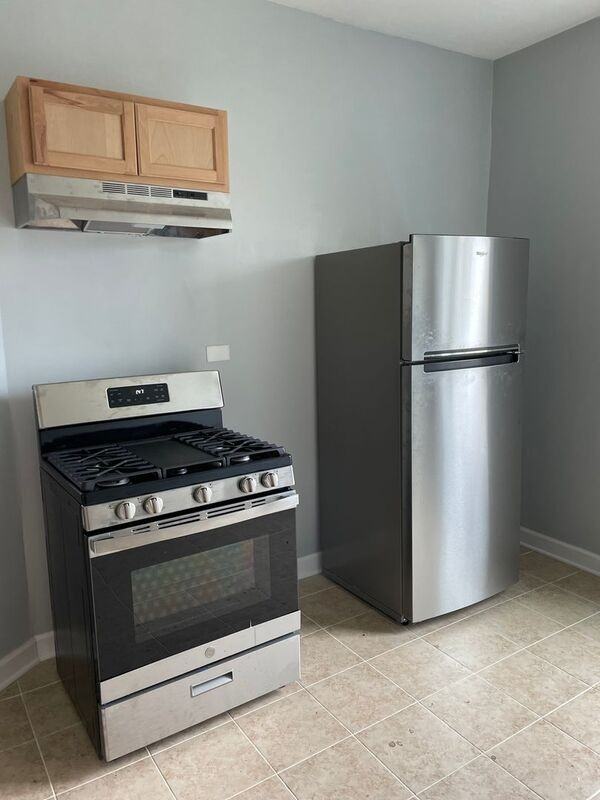 728 N Pine Ave #3F - Photo 5 of 21