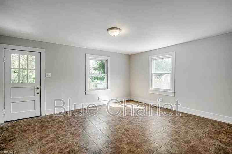 528 Short St - Photo 2 of 42