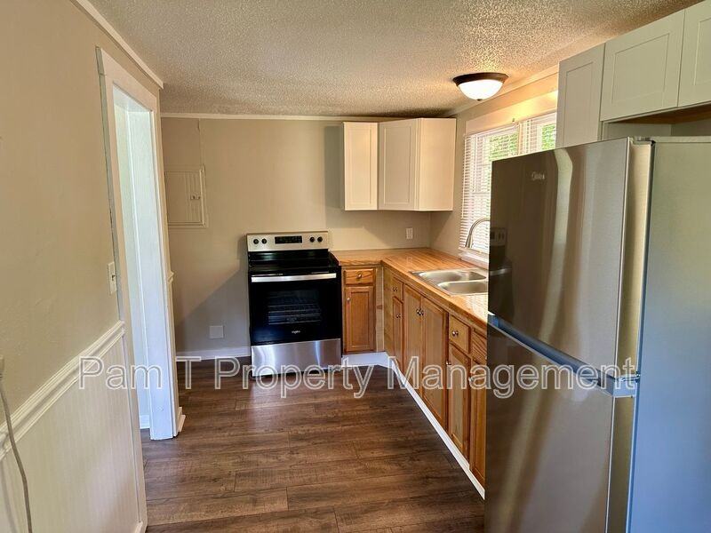9159 Ferguson Ave - Photo 7 of 19