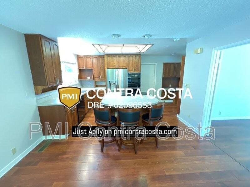 632 Wintergreen Ln - Photo 2 of 24