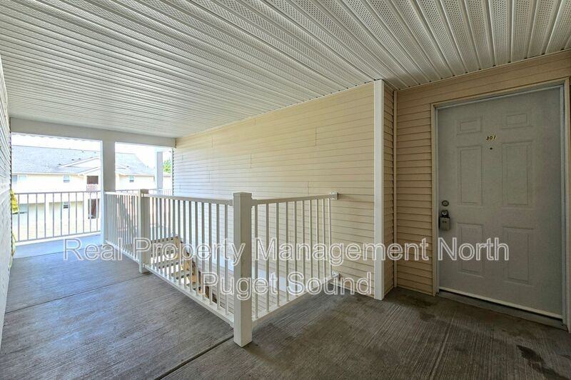 11811 State Ave #D301 - Photo 3 of 17