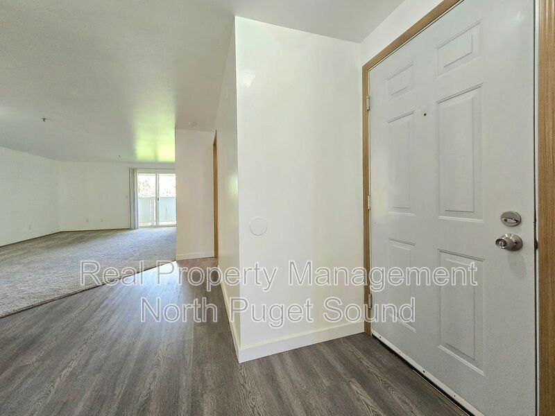11811 State Ave #D301 - Photo 4 of 17