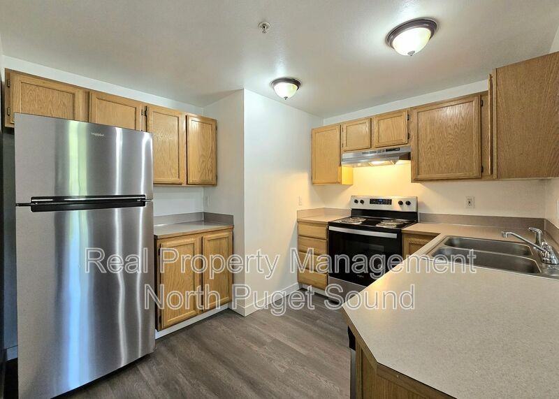11811 State Ave #D301 - Photo 6 of 17